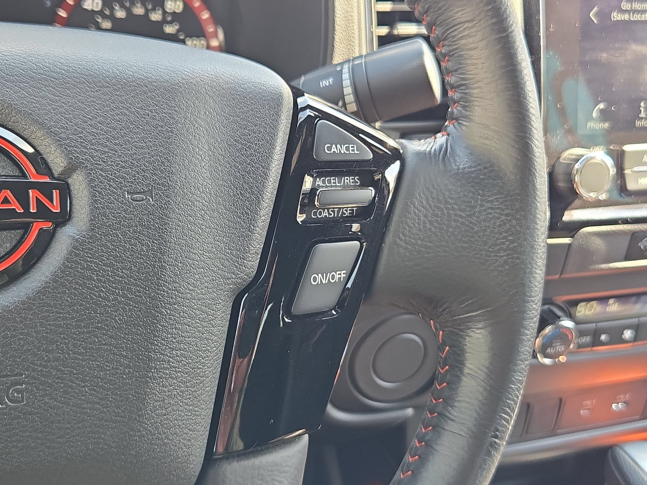 Used 2024 Nissan Frontier Pro-X RWD image 21