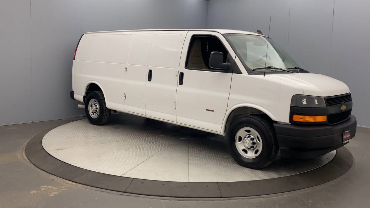 Used 2021 Chevrolet Express 2500 Extended w/ Driver Convenience Package RWD image 7
