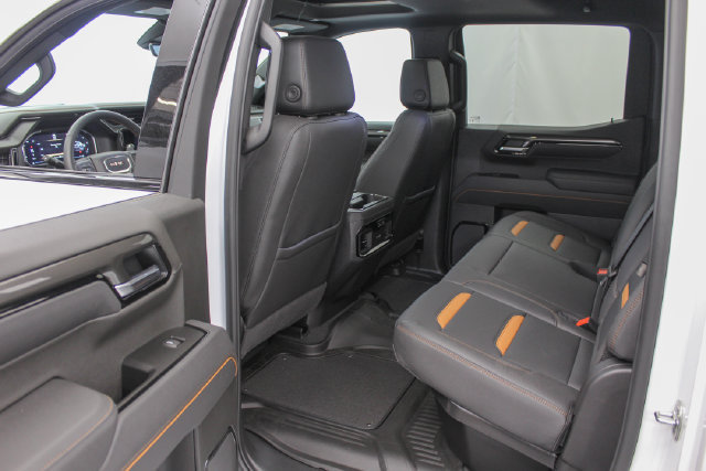 New 2026 GMC Sierra 1500 AT4 w/ AT4 Premium Package AWD/4WD image 17