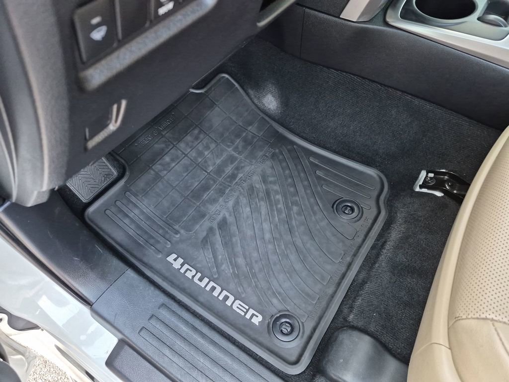 Used 2016 Toyota 4Runner Limited RWD image 21