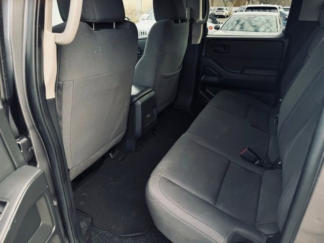 Used 2024 Nissan Frontier S image 18