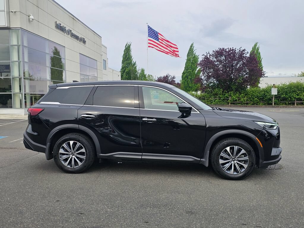 Used 2025 INFINITI QX60 Pure AWD/4WD image 8