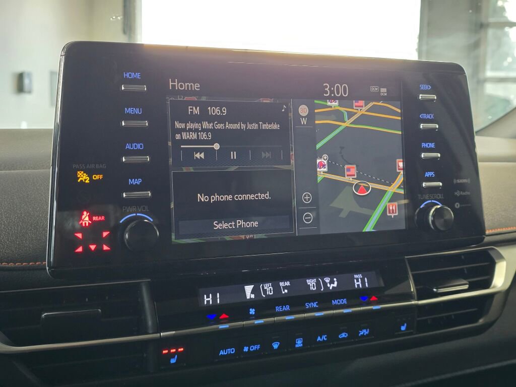 Used 2021 Toyota Sienna XSE image 29