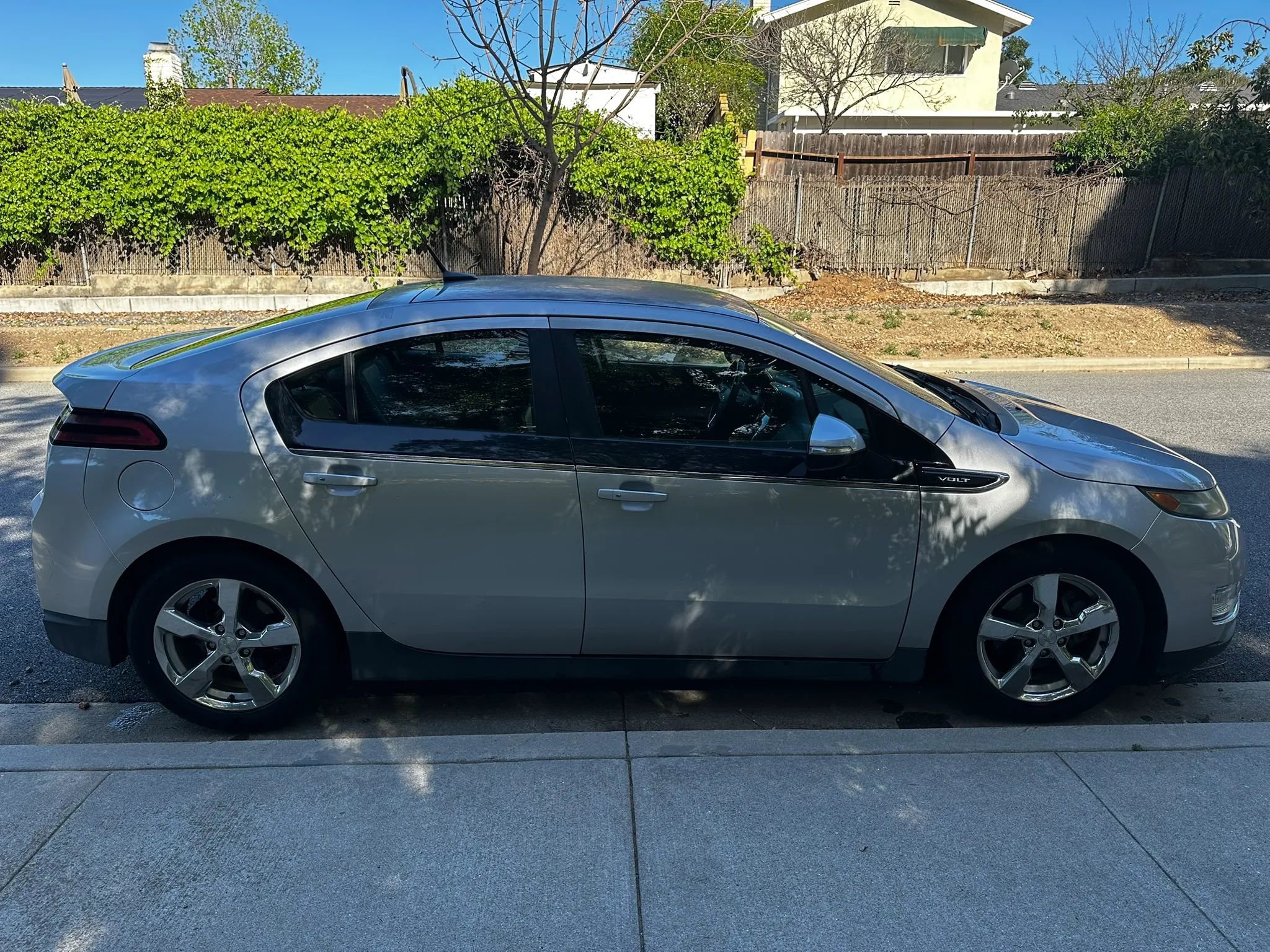 Used 2012 Chevrolet Volt Premium w/ Premium Trim Package image 7