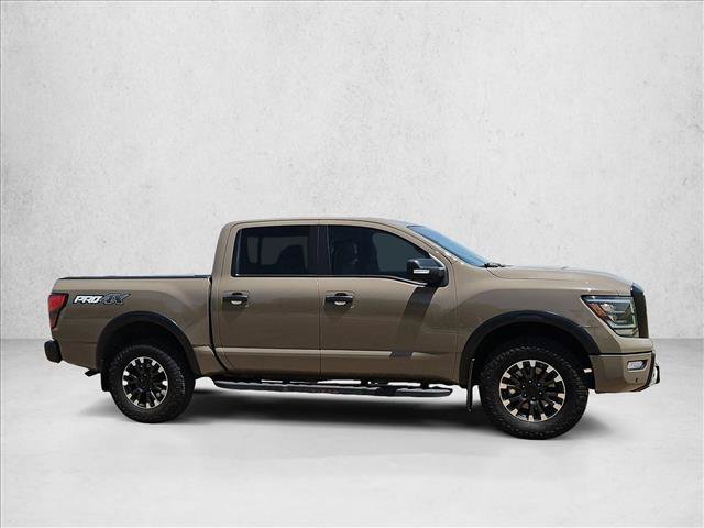 Used 2022 Nissan Titan PRO-4X w/ Pro-4x Convenience Package AWD/4WD image 4