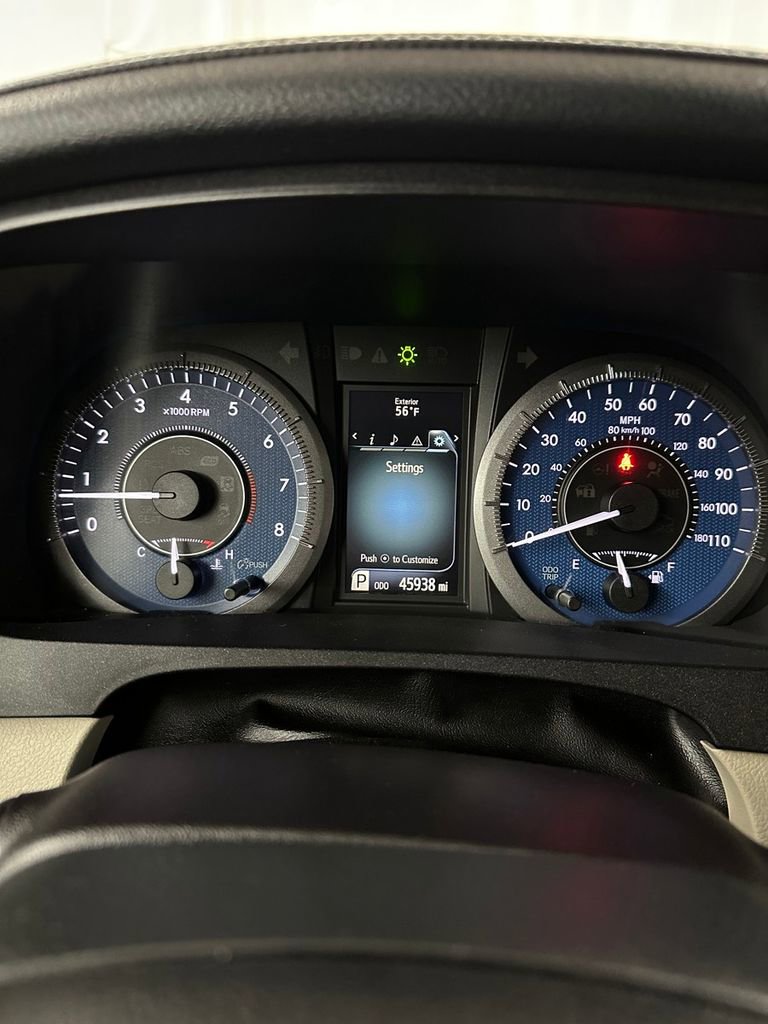 Used 2016 Toyota Sienna XLE w/ Outdoor Package image 19