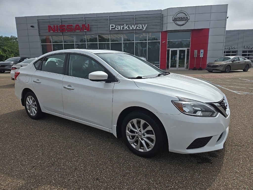 Used 2018 Nissan Sentra SV w/ Premium Package (P01)