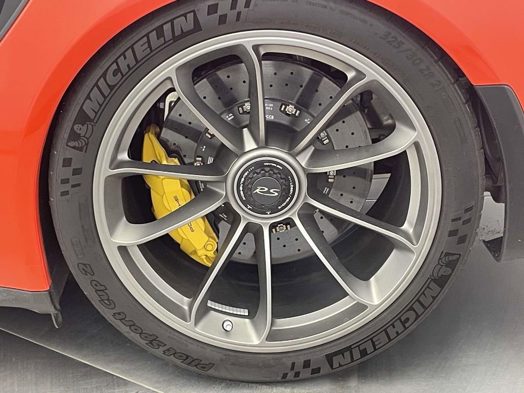 Used 2016 Porsche 911 GT3 RS RWD image 12