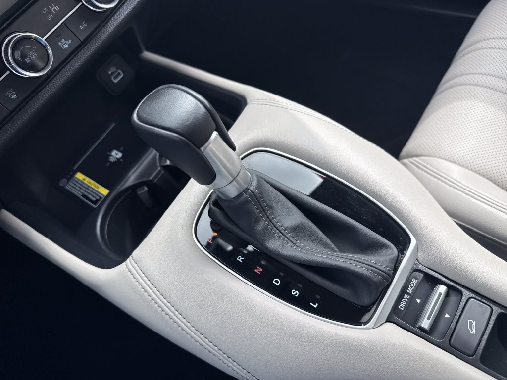 Certified 2024 Honda HR-V EX-L image 30