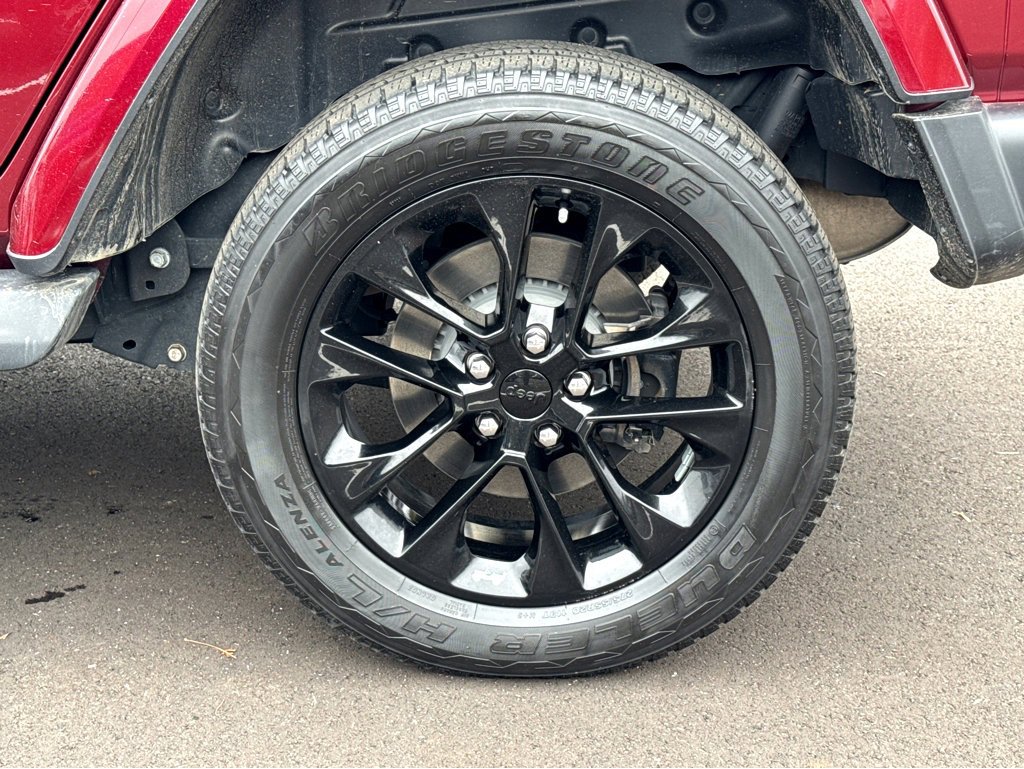 Used 2021 Jeep Wrangler Unlimited Sahara w/ Cold Weather Group image 7