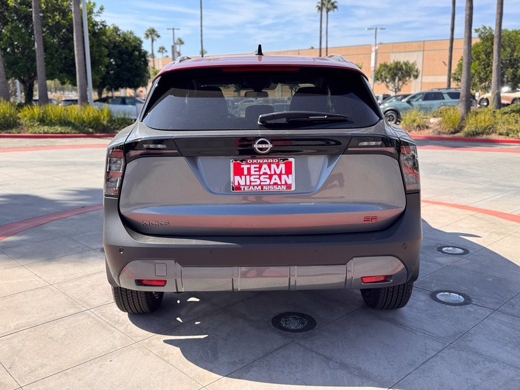 New 2026 Nissan Kicks SR FWD image 7