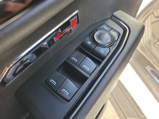Used 2023 GMC Sierra 1500 AT4 w/ AT4 Premium Package AWD/4WD image 16