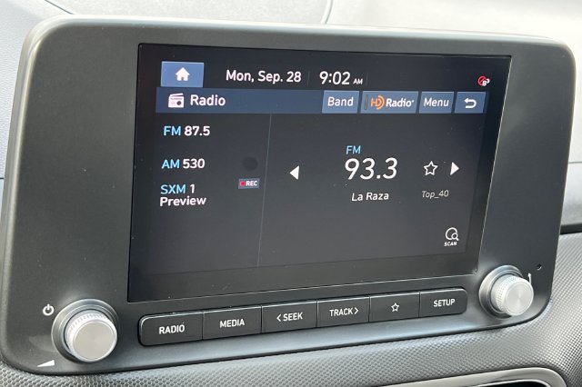 Used 2023 Hyundai Kona SE w/ Cargo Package FWD image 23