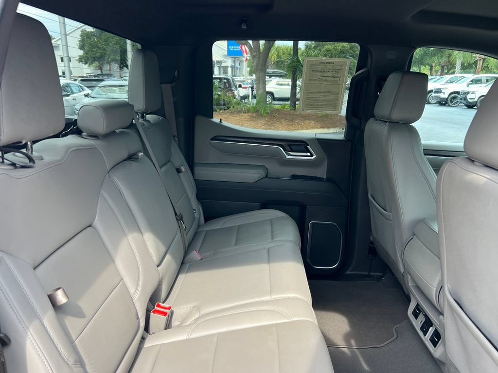 Used 2025 GMC Sierra 1500 SLT RWD image 19