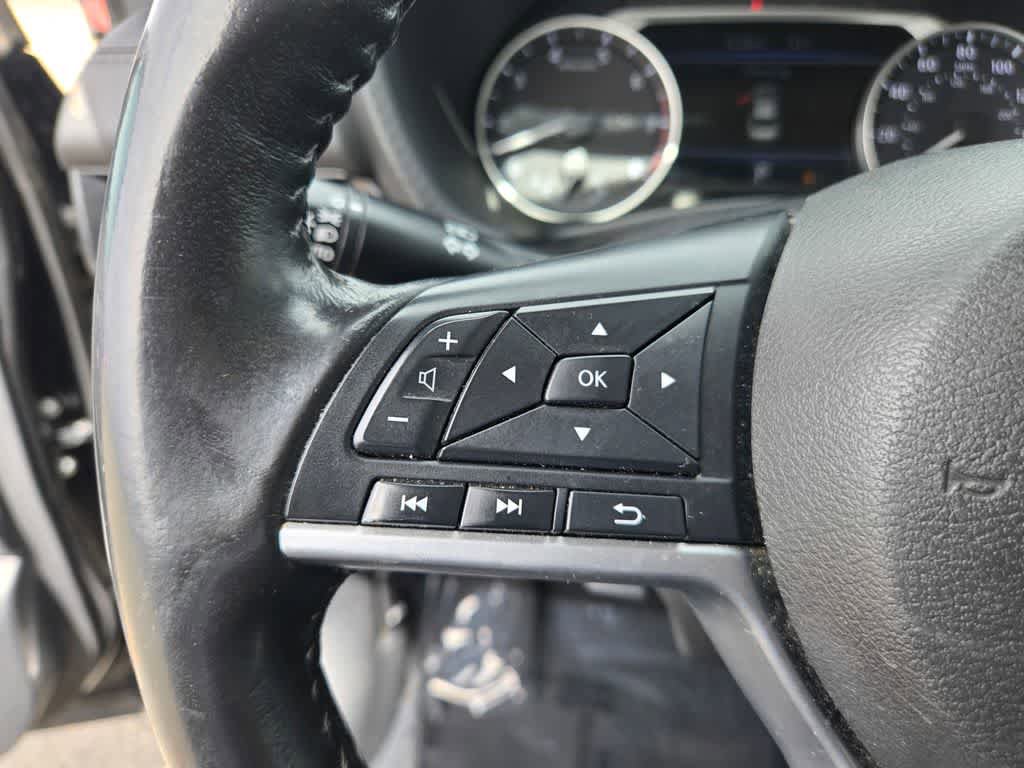 Used 2022 Nissan Sentra SV FWD image 21