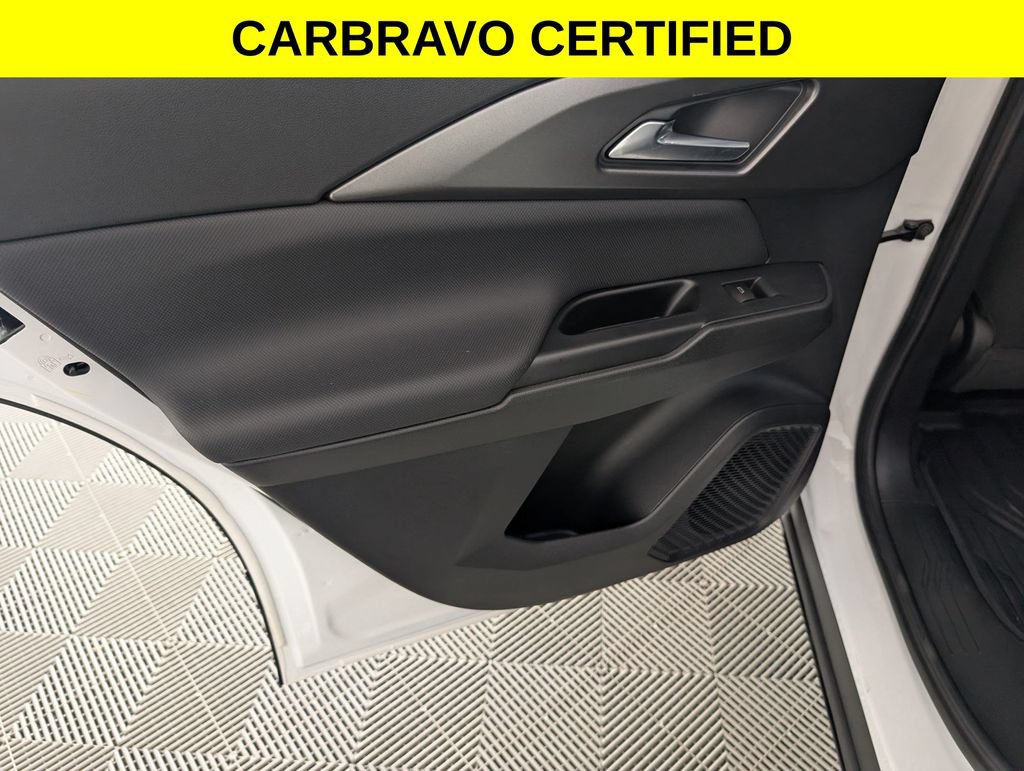 Certified 2026 Chevrolet Equinox EV LT FWD image 24