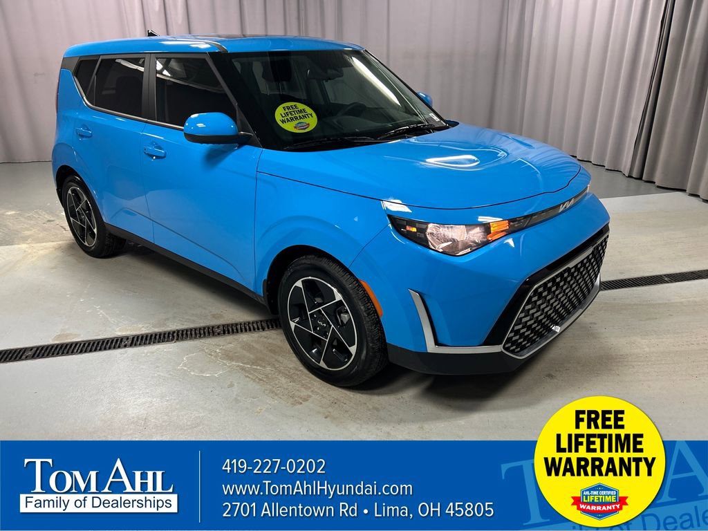 Used 2024 Kia Soul EX image 1