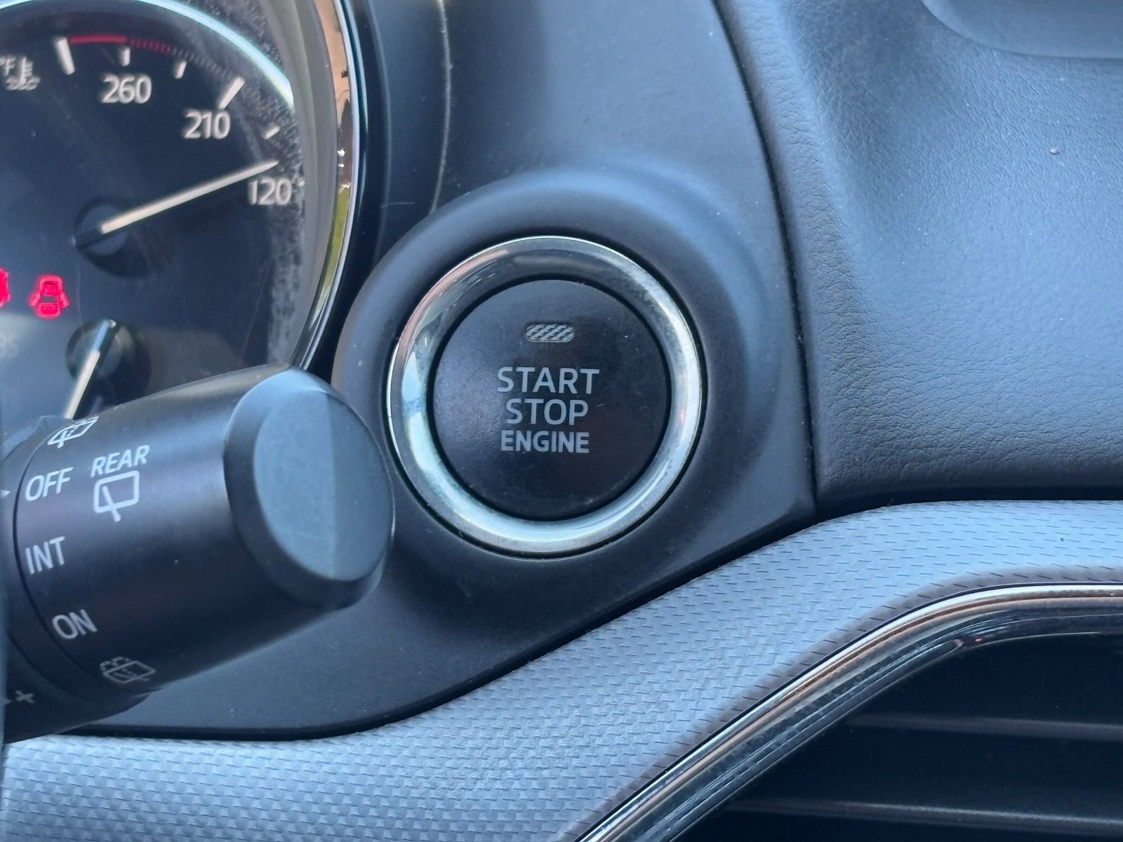 Used 2021 MAZDA CX-9 Signature image 24