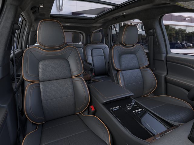 New 2026 Lincoln Aviator Black Label w/ Jet Appearance Package AWD/4WD image 10
