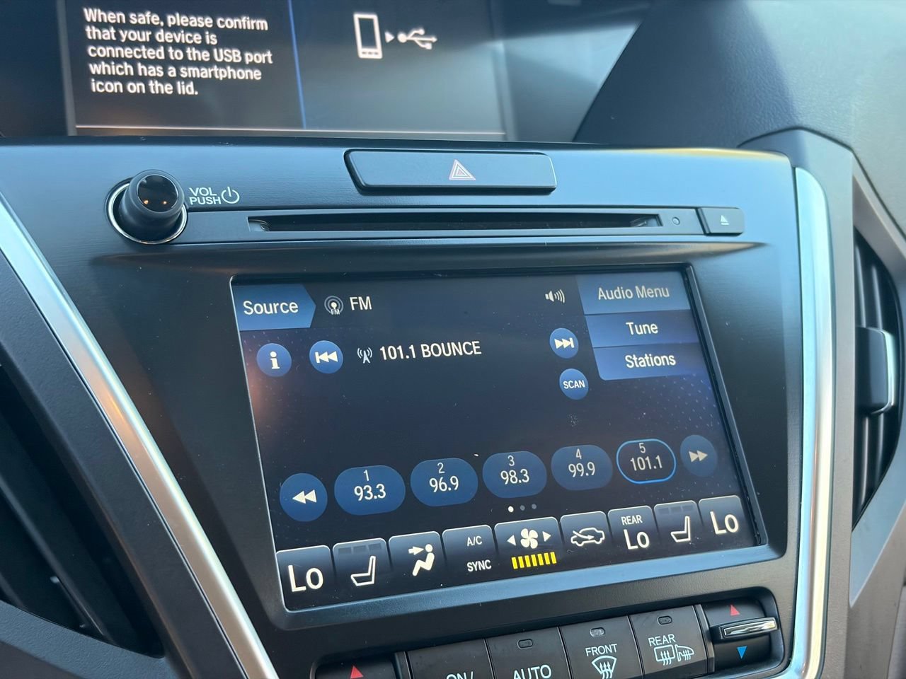 Used 2020 Acura MDX FWD image 23