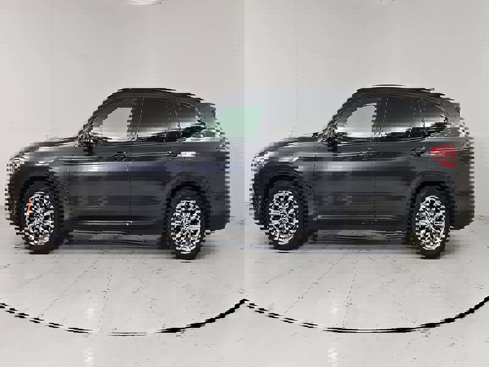 Used 2018 BMW X3 xDrive30i image 3