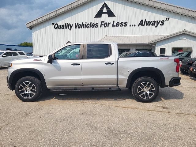 Used 2019 Chevrolet Silverado 1500 LT Trail Boss AWD/4WD image 3