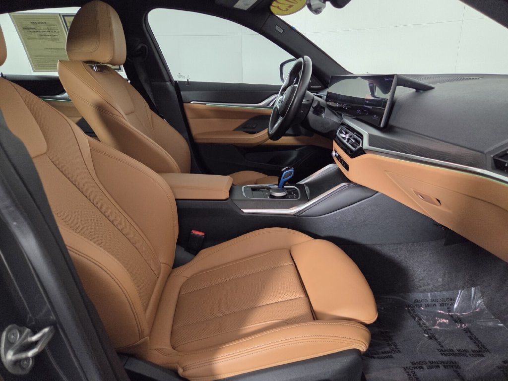 Used 2023 BMW i4 eDrive40 w/ M Sport Package RWD image 31
