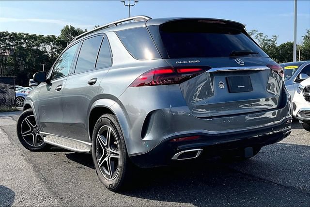 Used 2024 Mercedes-Benz GLE 350 4MATIC image 3