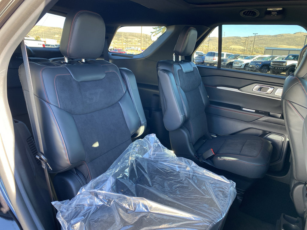 New 2026 Ford Explorer ST image 7