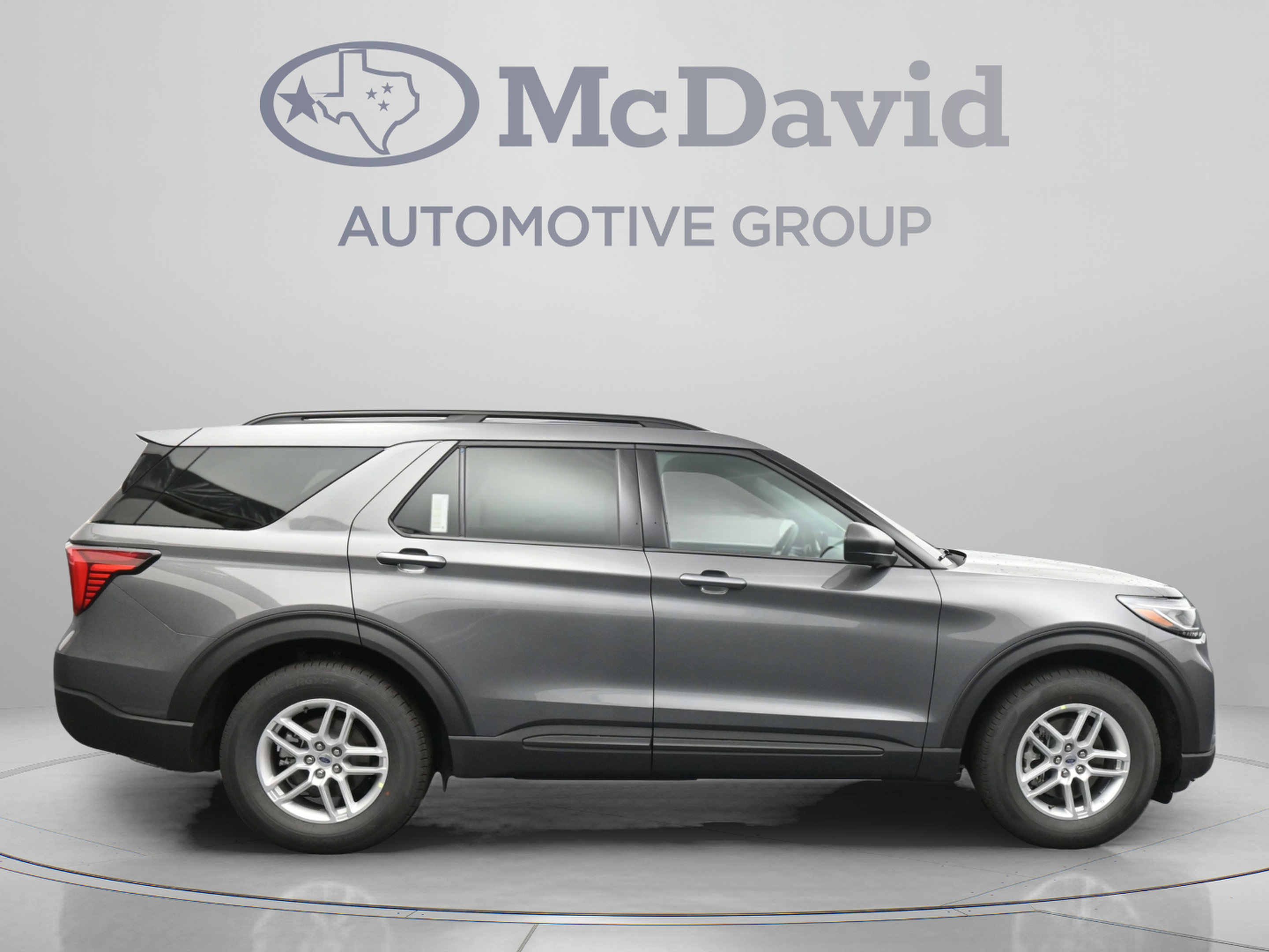 New 2027 Ford Explorer Active RWD image 9