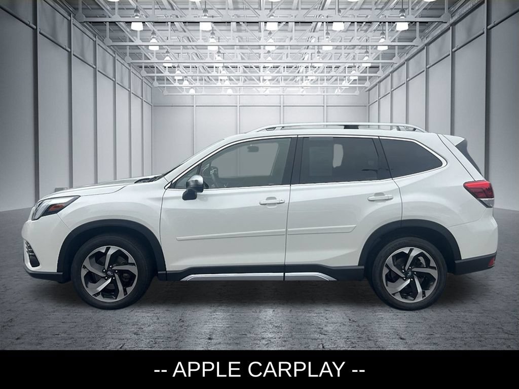 Used 2022 Subaru Forester Touring AWD/4WD image 2