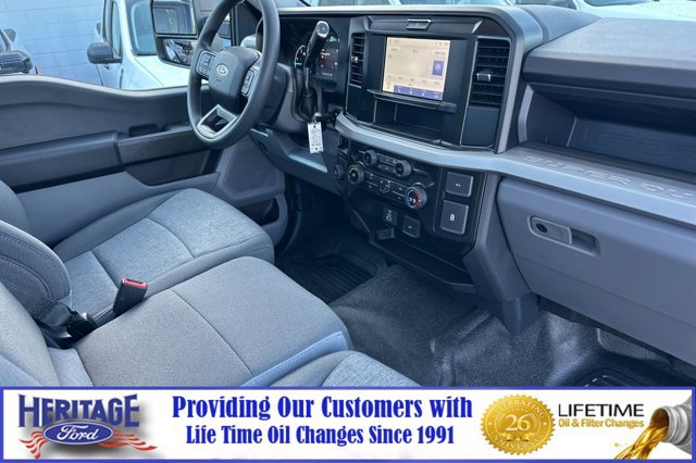 Used 2025 Ford F250 XL image 13