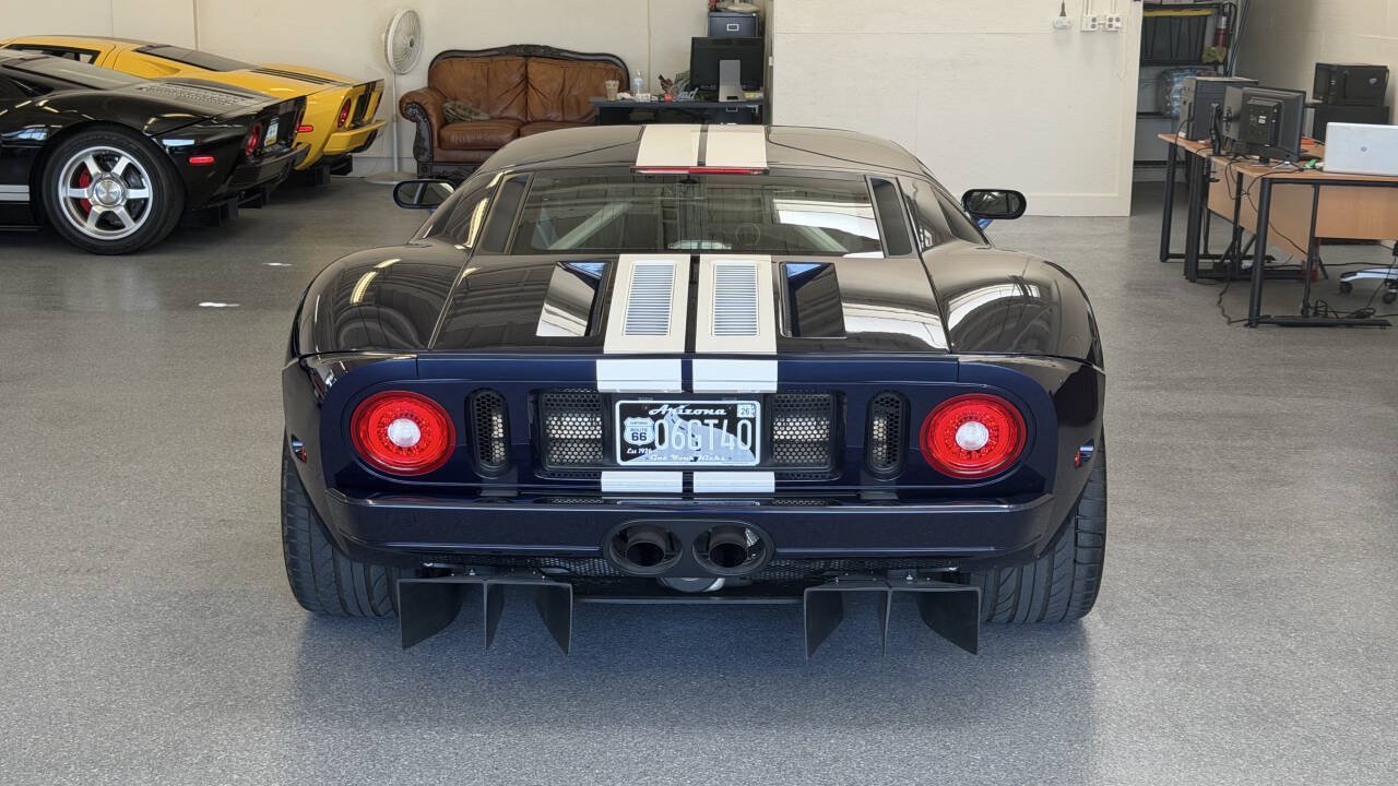 Used 2006 Ford GT RWD image 18