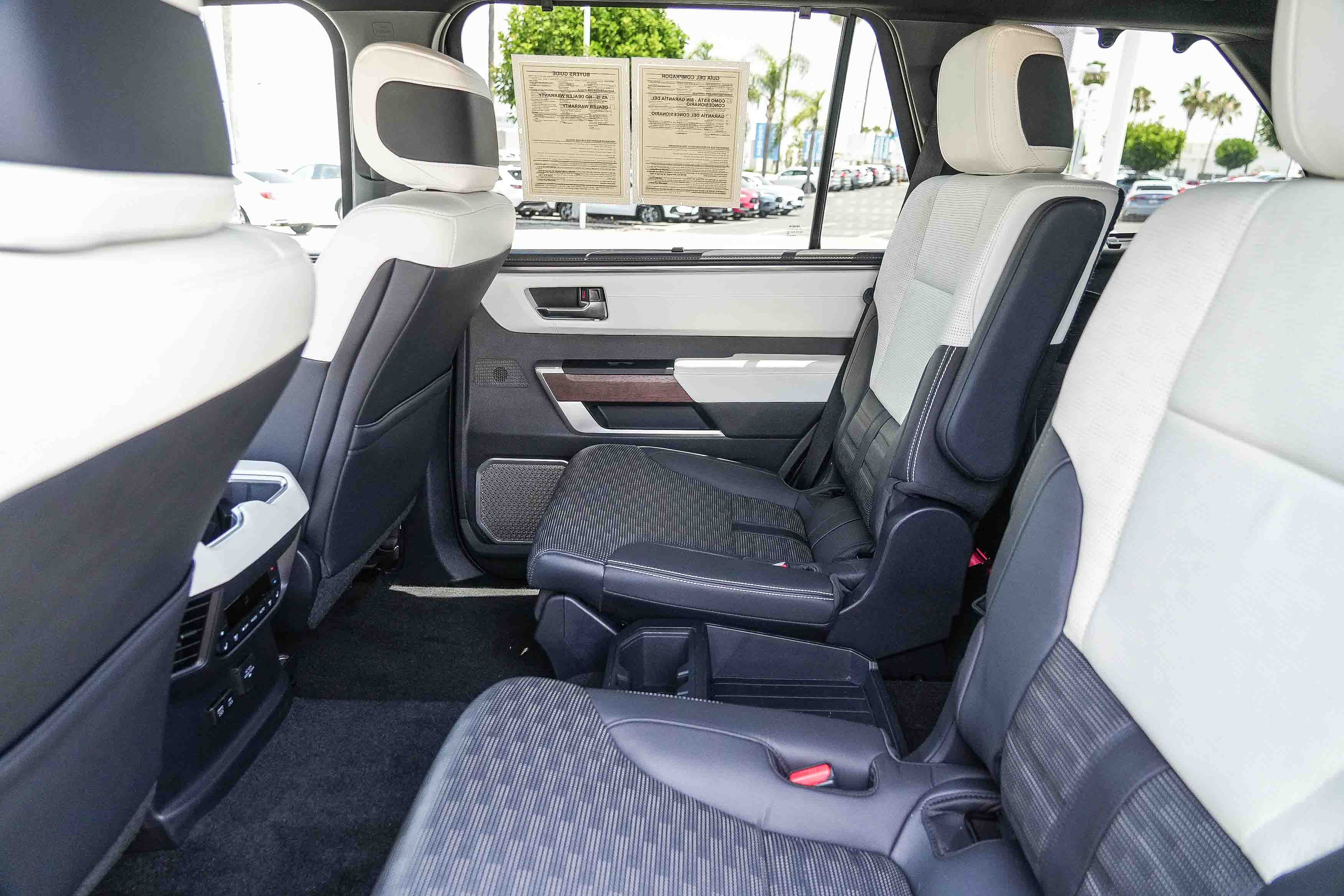 Used 2024 Toyota Sequoia Capstone AWD/4WD image 19