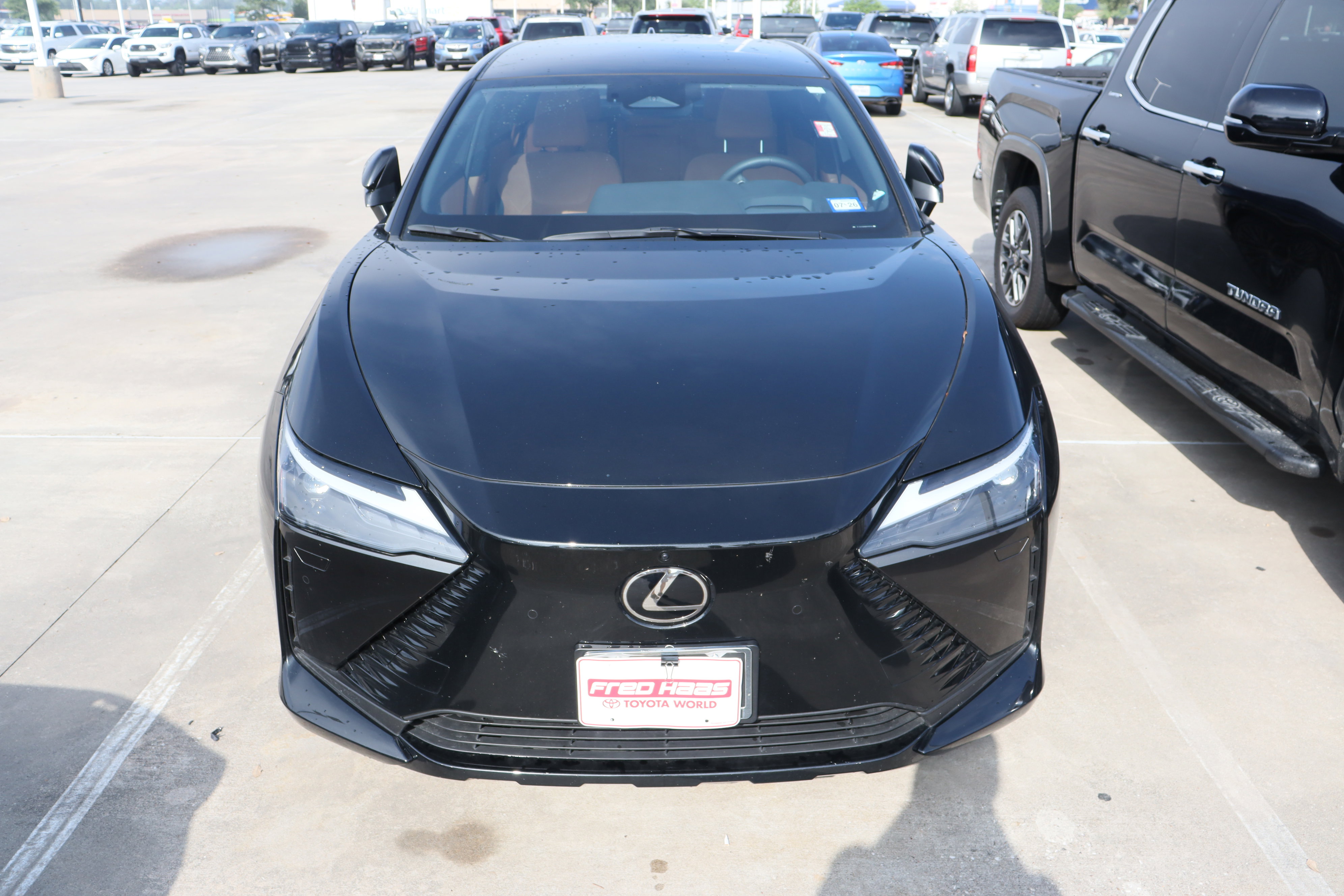Used 2024 Lexus RZ 450e Premium w/ Accessory Package (P5) AWD/4WD image 4
