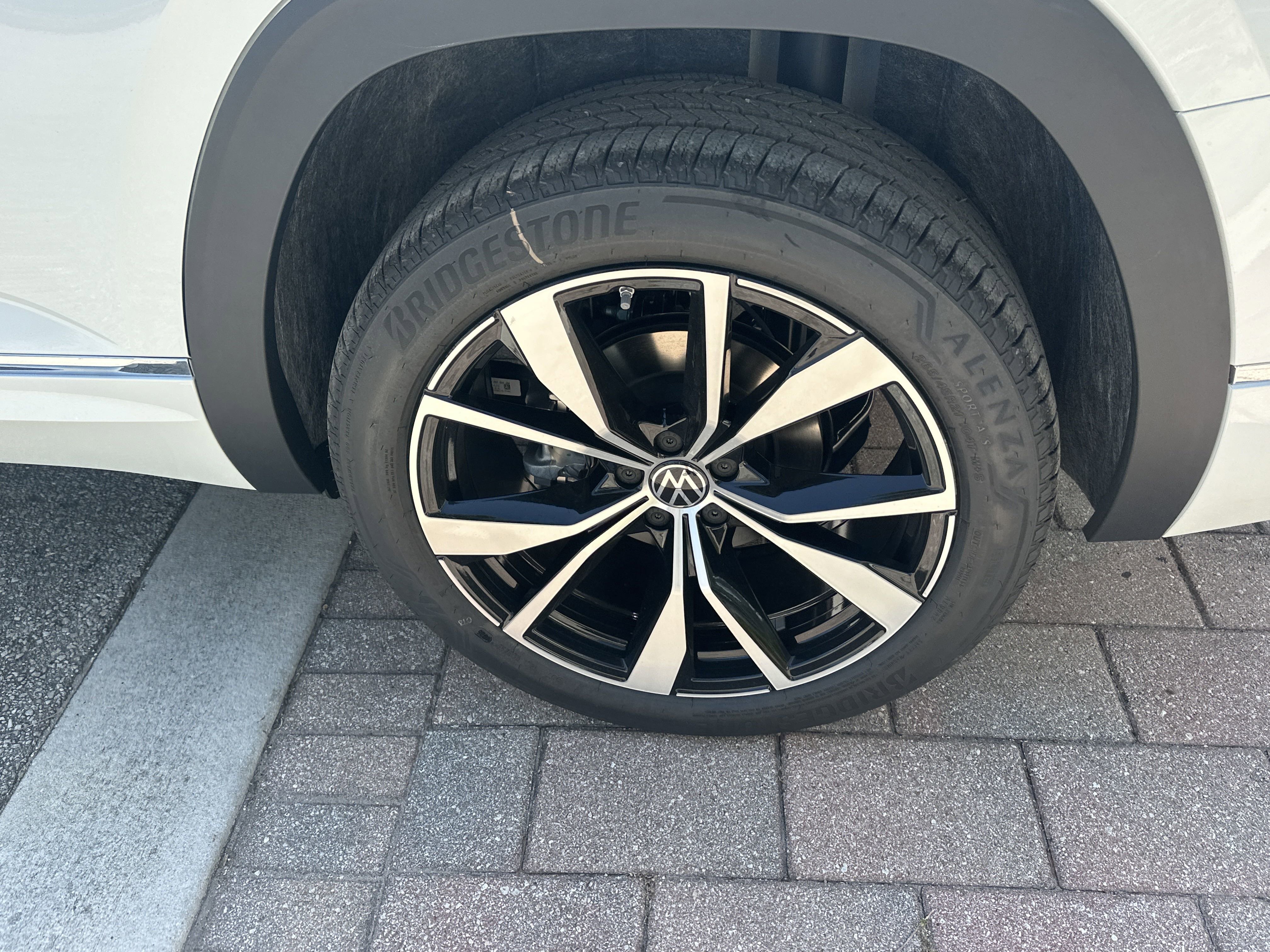 New 2026 Volkswagen Atlas SEL Premium R-Line image 10