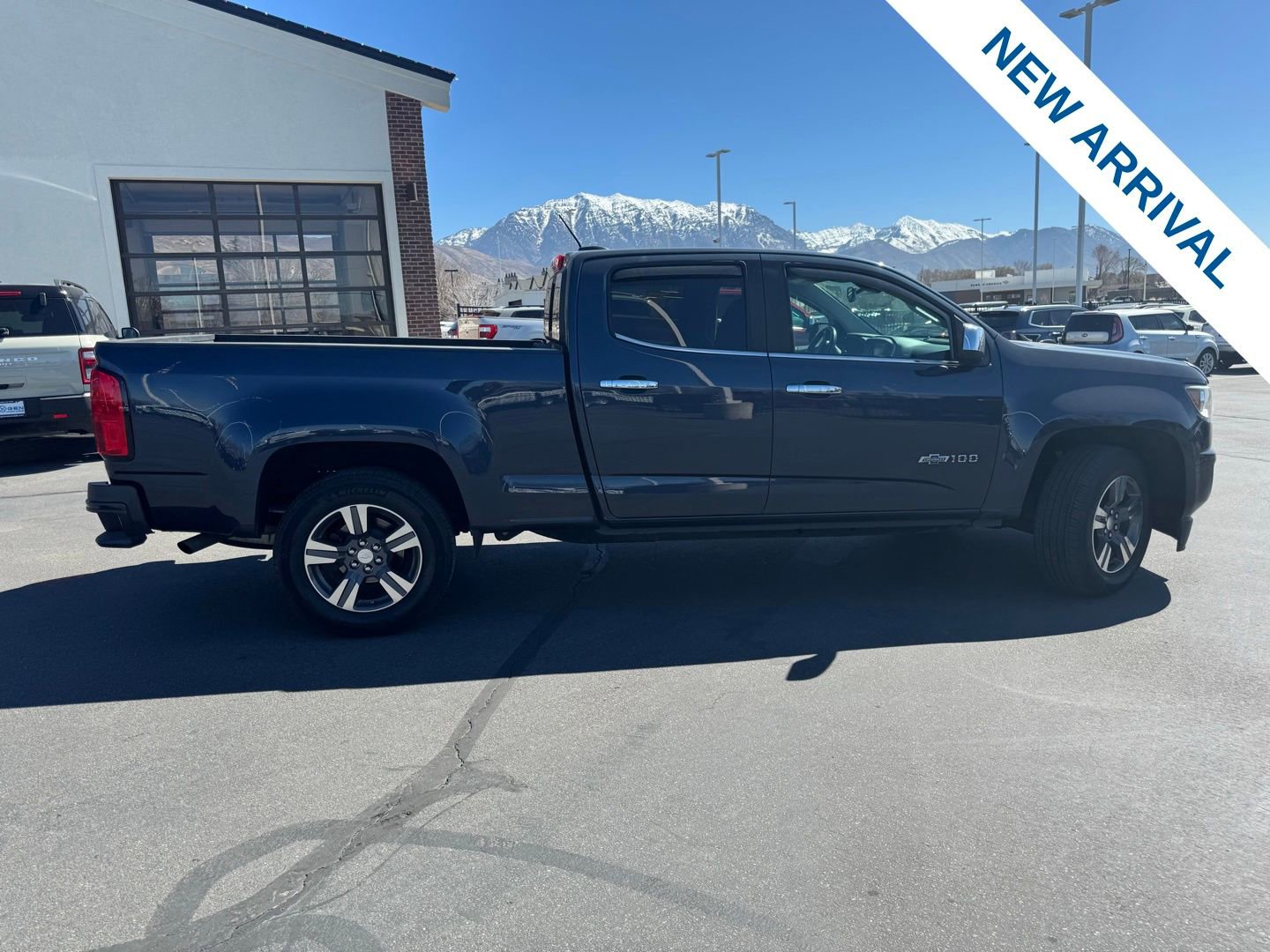 Used 2018 Chevrolet Colorado Z71 w/ Centennial Edition image 9