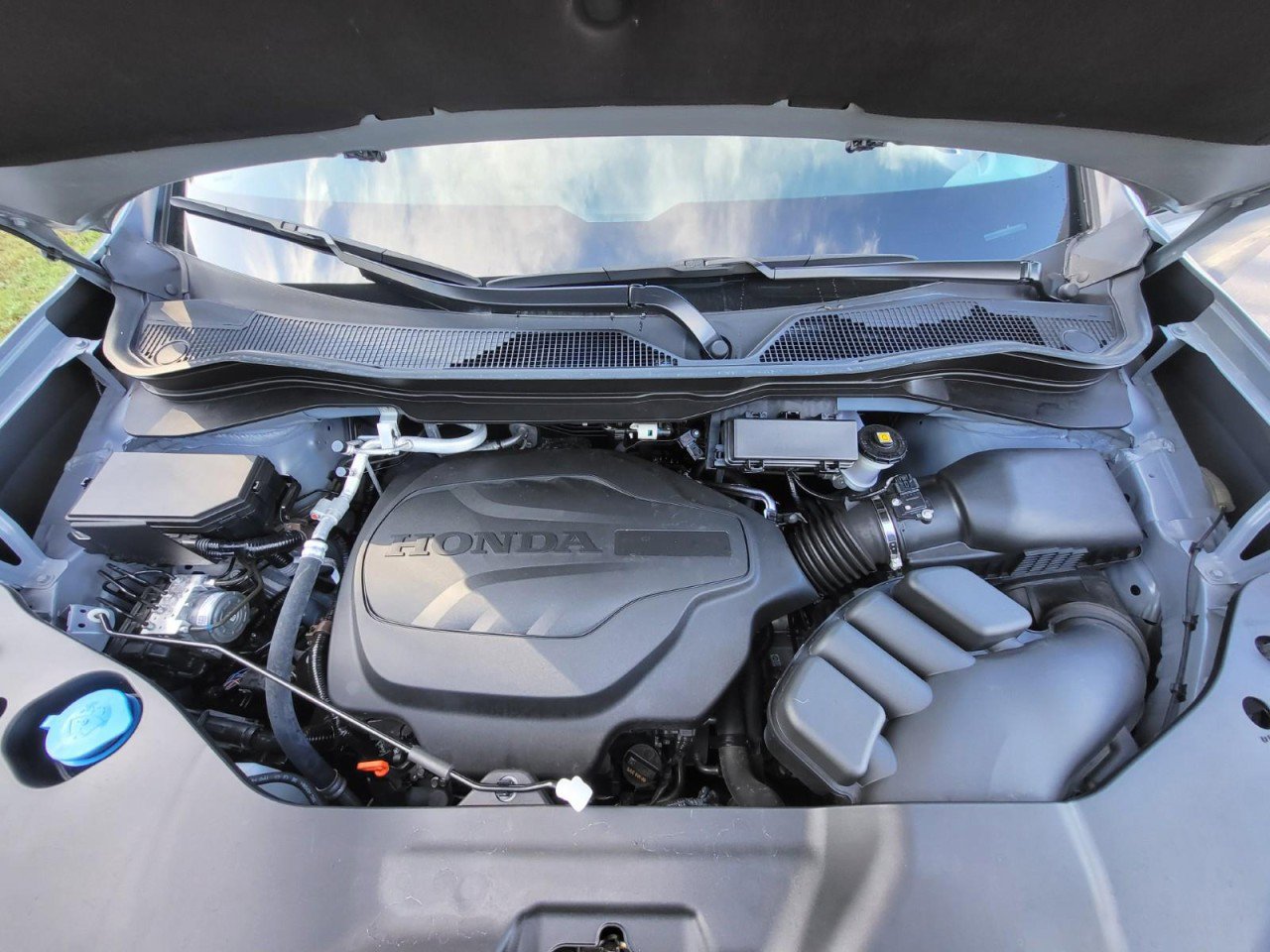 Used 2024 Honda Ridgeline Sport image 9