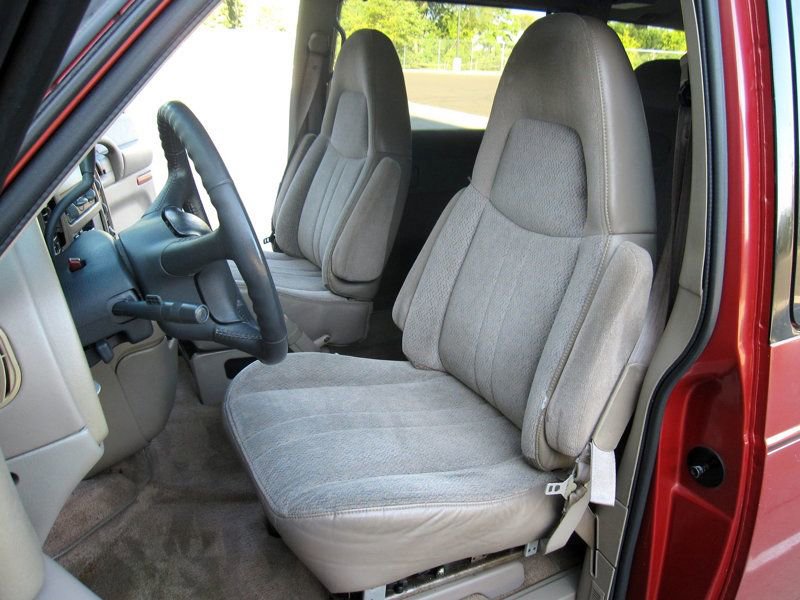 Used 1999 GMC Safari AWD image 19