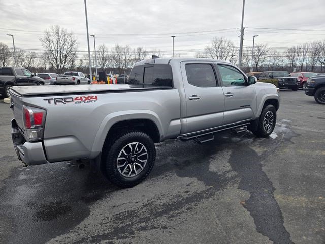 Used 2022 Toyota Tacoma TRD Sport AWD/4WD image 14