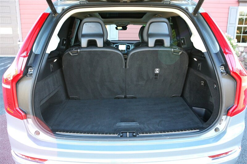 Used 2023 Volvo XC90 B6 Plus AWD/4WD image 15
