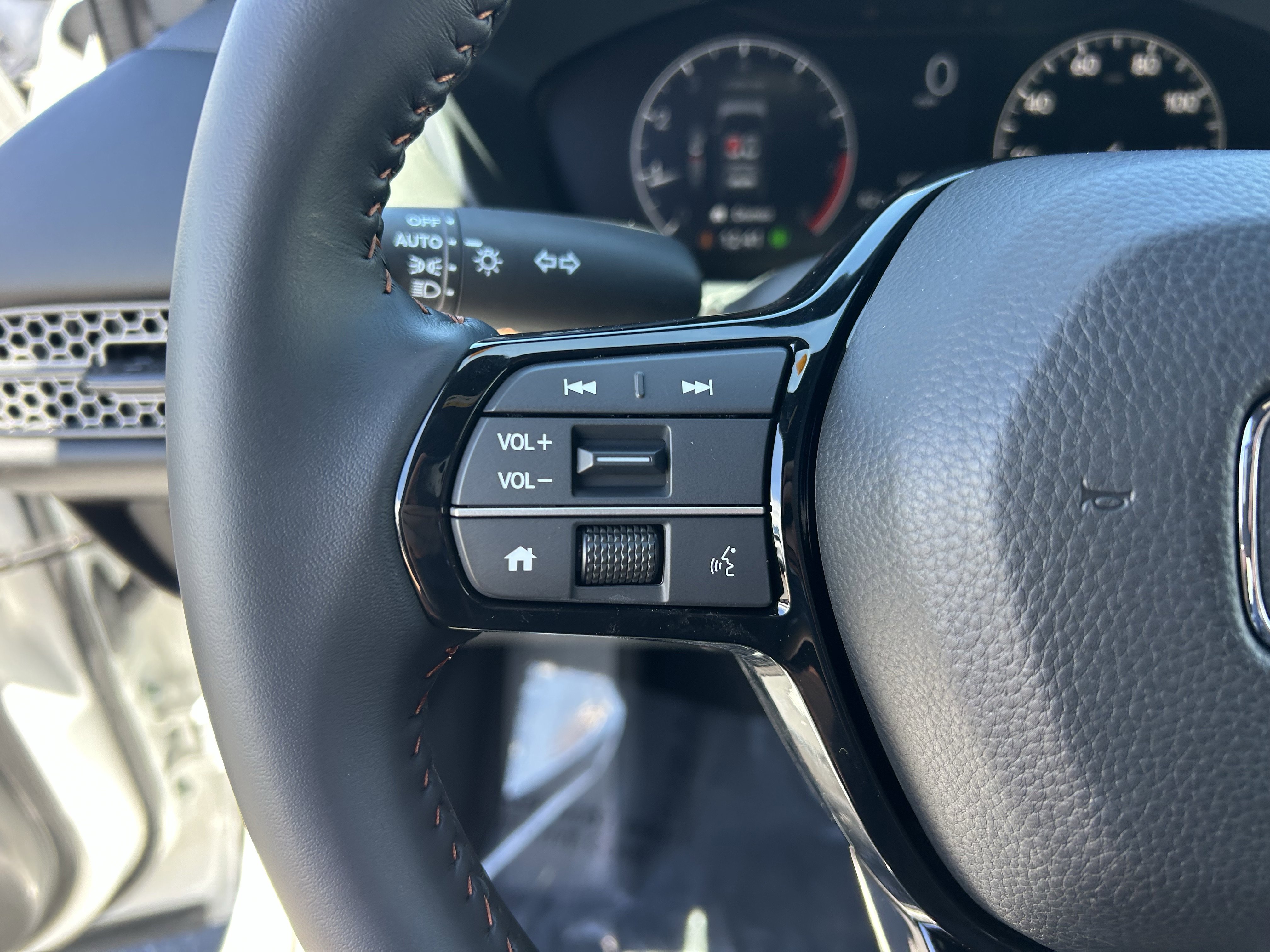 Certified 2026 Honda HR-V Sport image 25