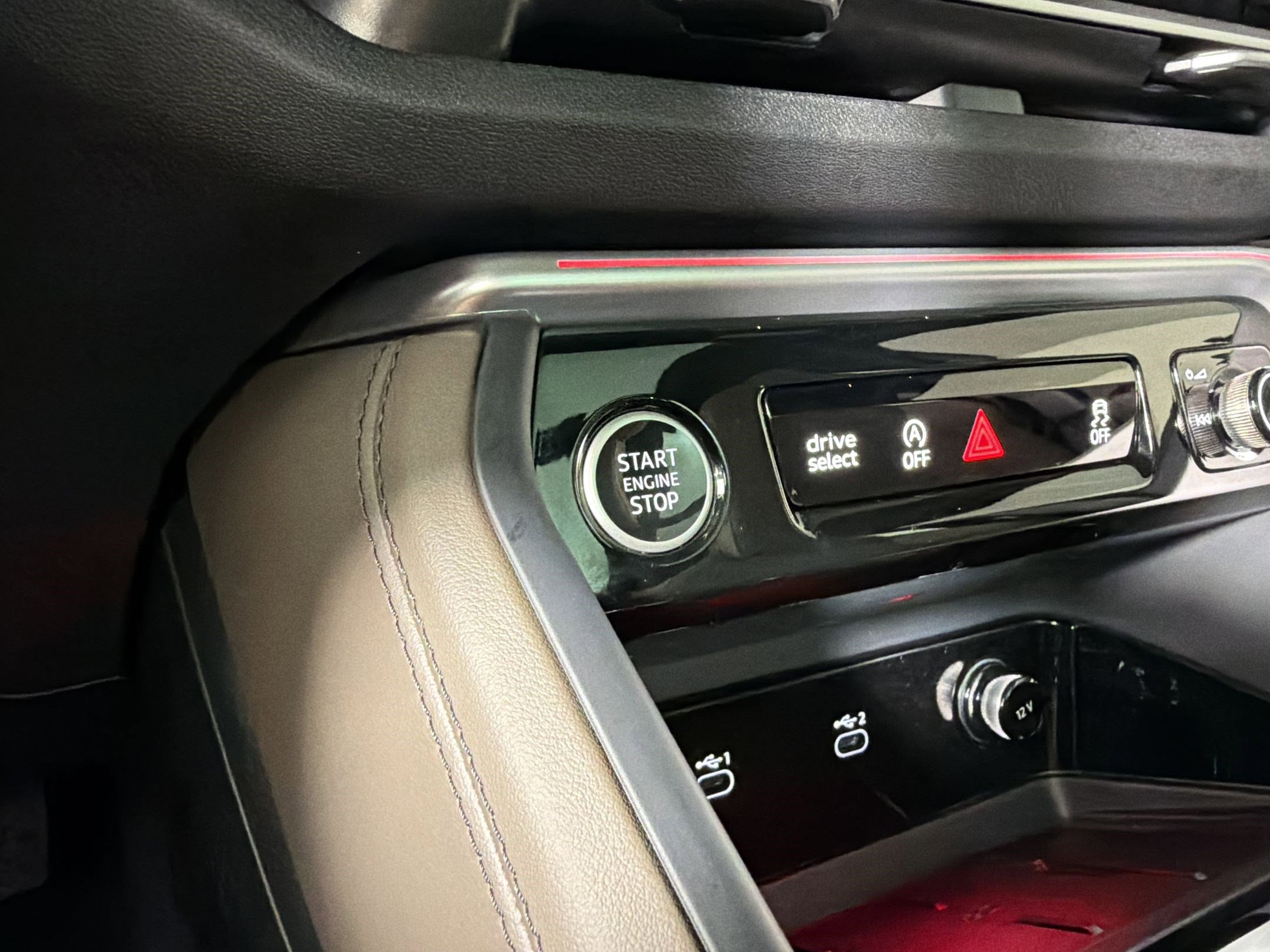 Certified 2025 Audi Q5 Premium Plus image 26