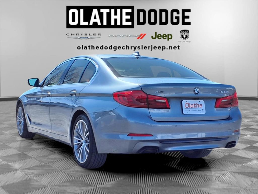 Used 2019 BMW 540i xDrive w/ Convenience Package image 3