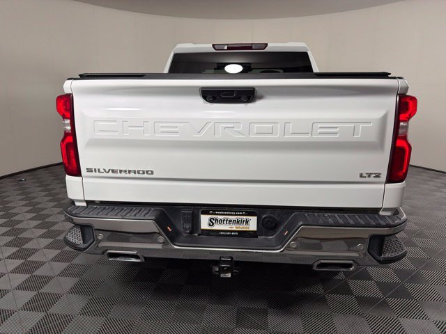 Used 2022 Chevrolet Silverado 1500 LTZ AWD/4WD image 11
