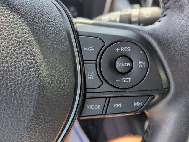 Used 2019 Toyota Corolla SE w/ SE Option Package FWD image 18