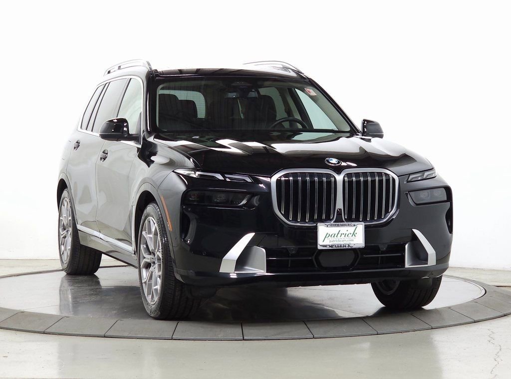 Used 2025 BMW X7 xDrive40i w/ Climate Comfort Package image 1