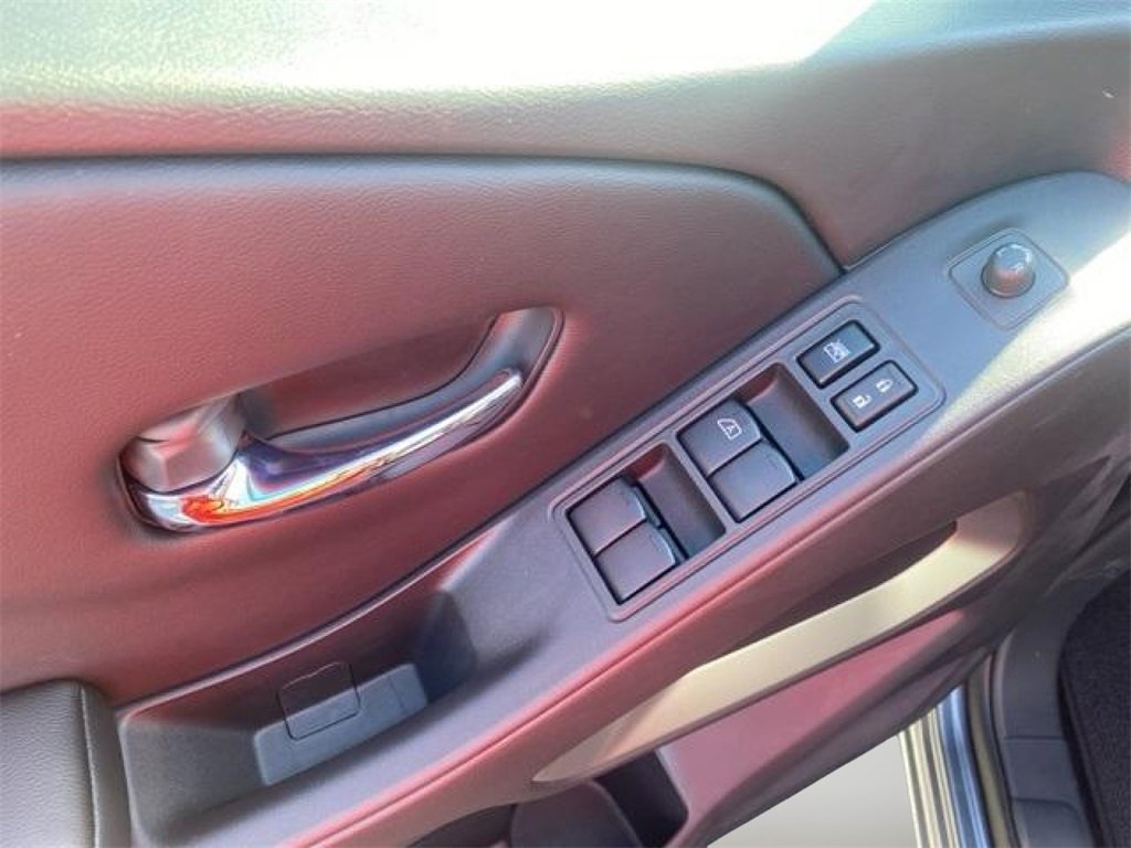 New 2025 Nissan Frontier SV w/ SV Convenience Package image 10