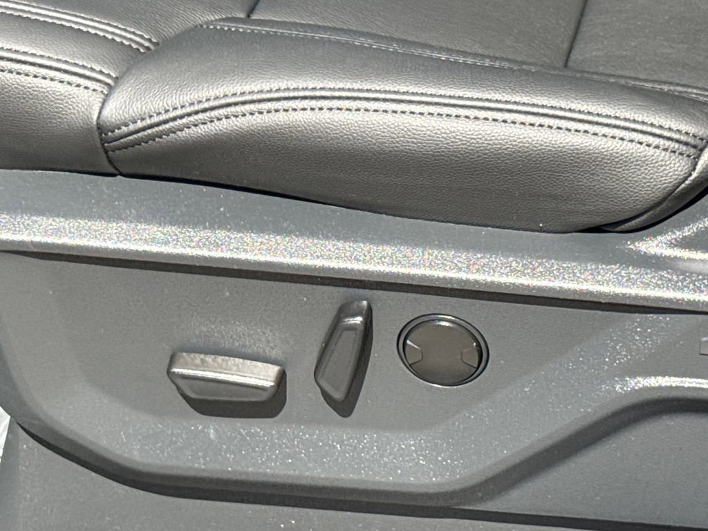 Certified 2025 Ford Expedition Active RWD image 26