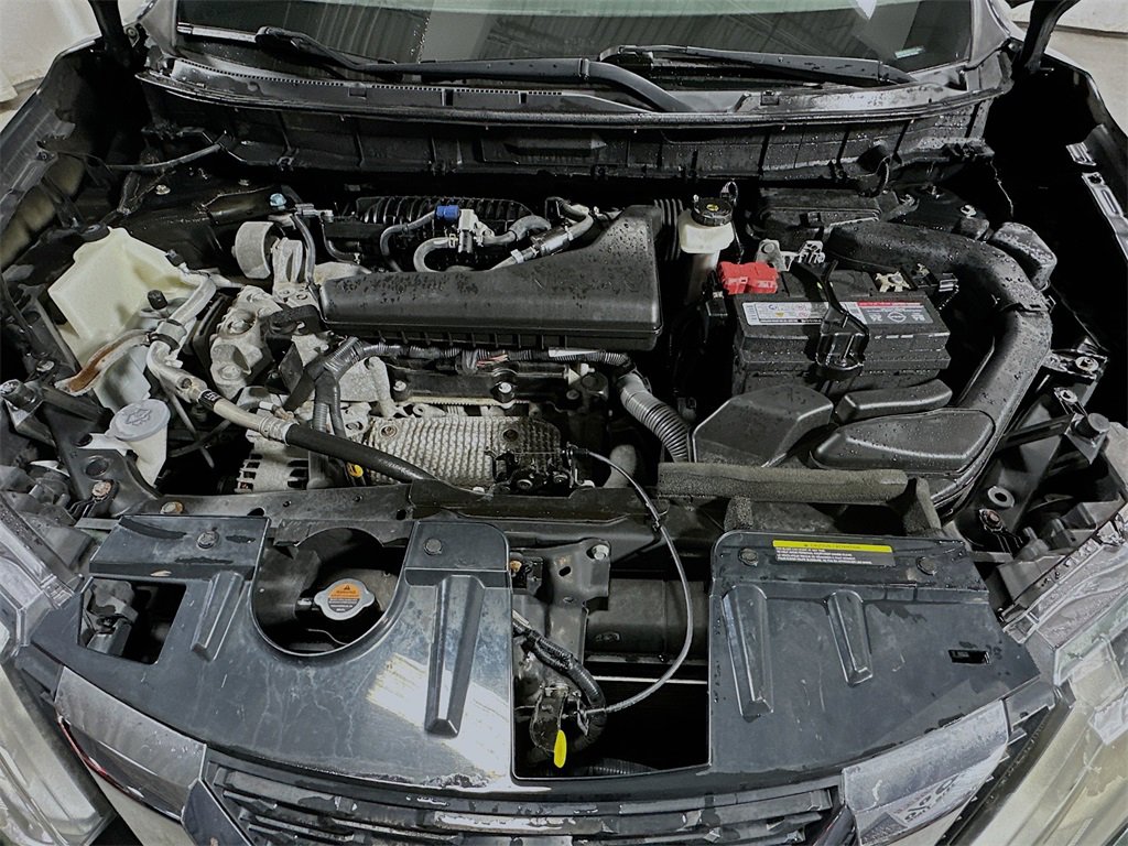 Used 2019 Nissan Rogue SV w/ Premium Package image 31